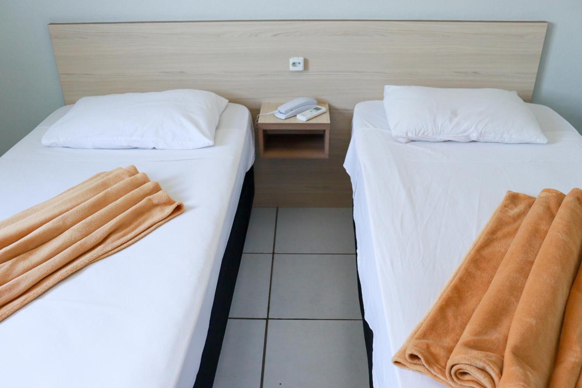 Hotel Renata Tubarão Exteriör bild